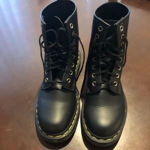 Dr Martens Vegan 1460 8 Eye Boots